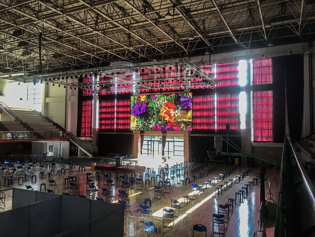 深圳市第二高級中學(xué)-體育館.jpg 深圳市第二高級中學(xué)-體育館.jpg